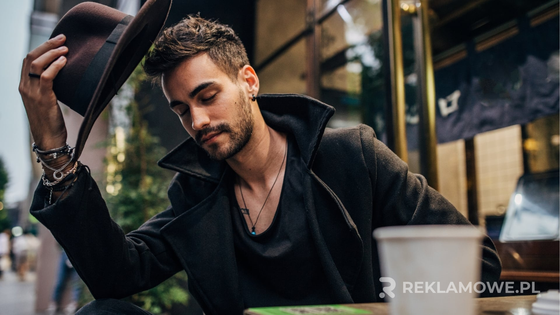 Kolekcja projektów kapeluszy reklamowych